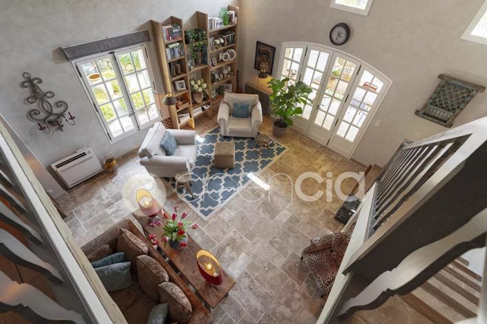 Image No.23-6 Bed House for sale