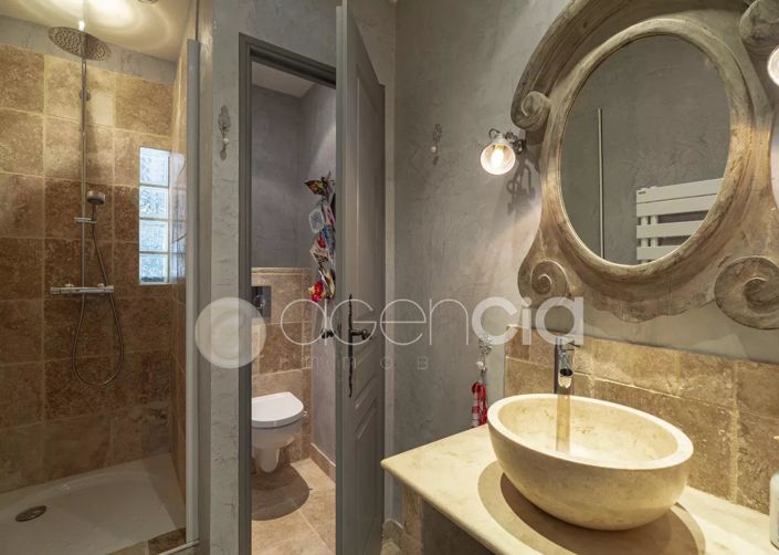 Image No.39-6 Bed House for sale