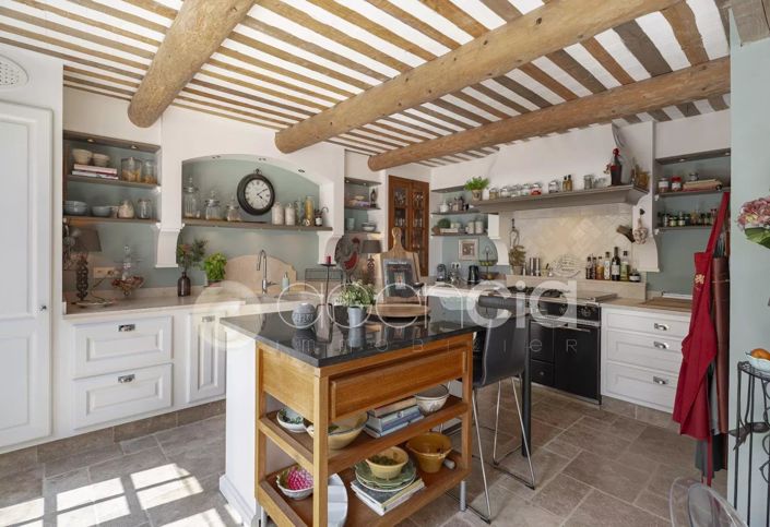 Image No.7-6 Bed House for sale