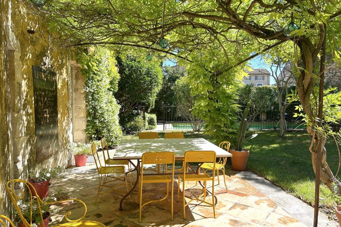 Image No.5-6 Bed House for sale