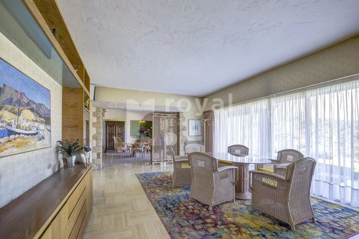 Image No.12-5 Bed House for sale