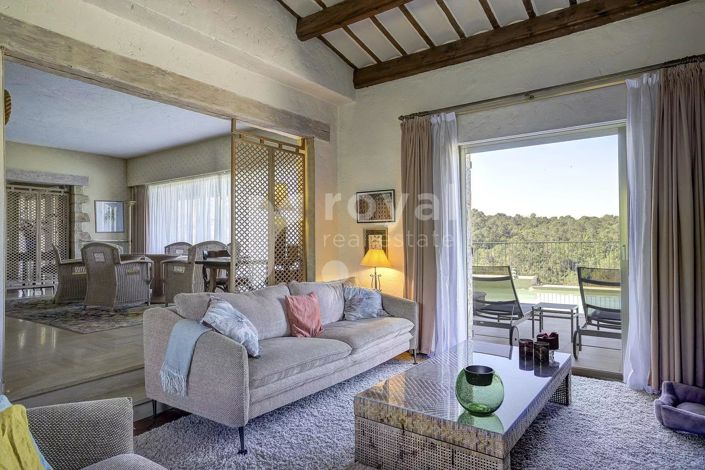 Image No.16-5 Bed House for sale