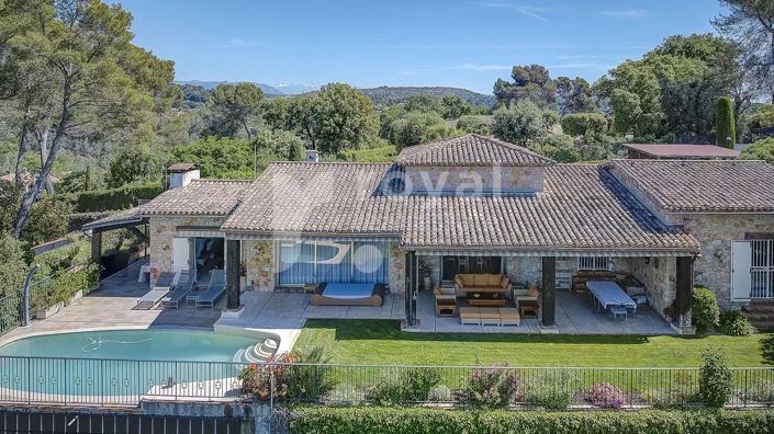 Image No.2-5 Bed House for sale