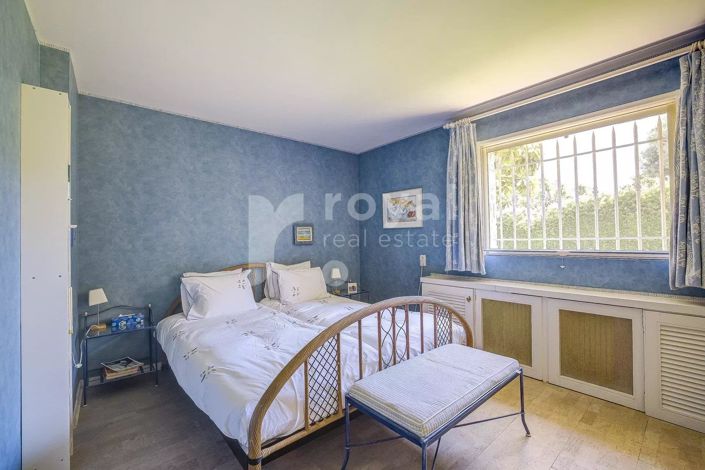 Image No.22-5 Bed House for sale