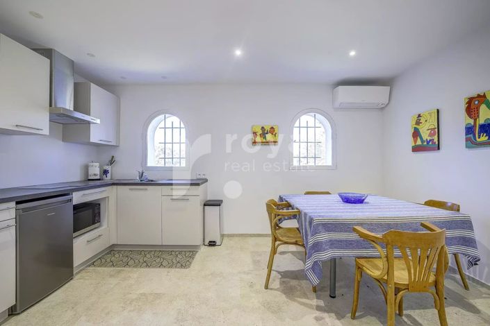 Image No.29-5 Bed House for sale