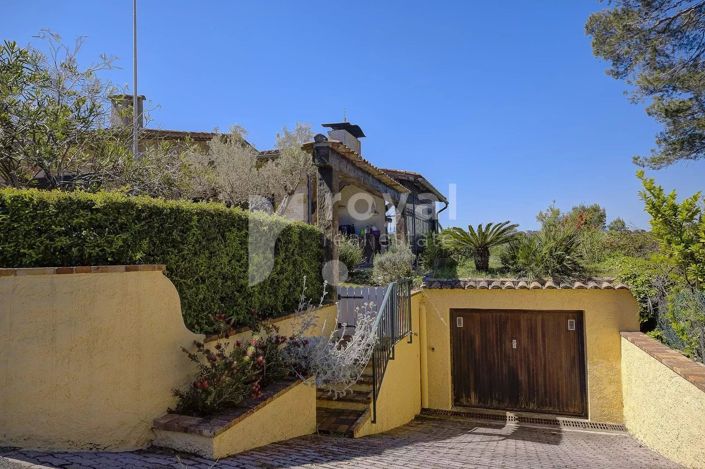 Image No.37-5 Bed House for sale