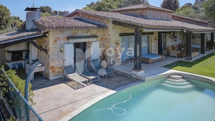 Image No.4-5 Bed House for sale