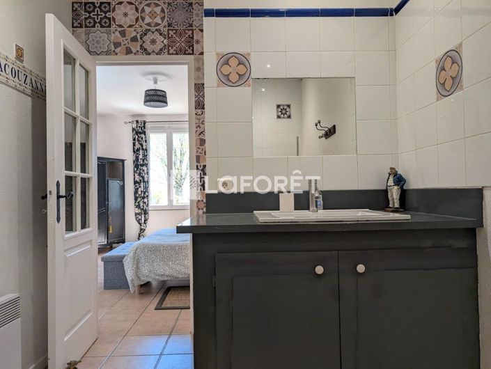 Image No.15-6 Bed House for sale