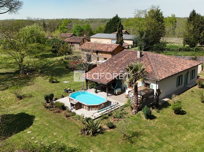 Image No.18-6 Bed House for sale