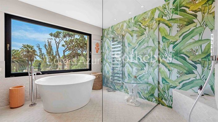 Image No.13-6 Bed Property for sale