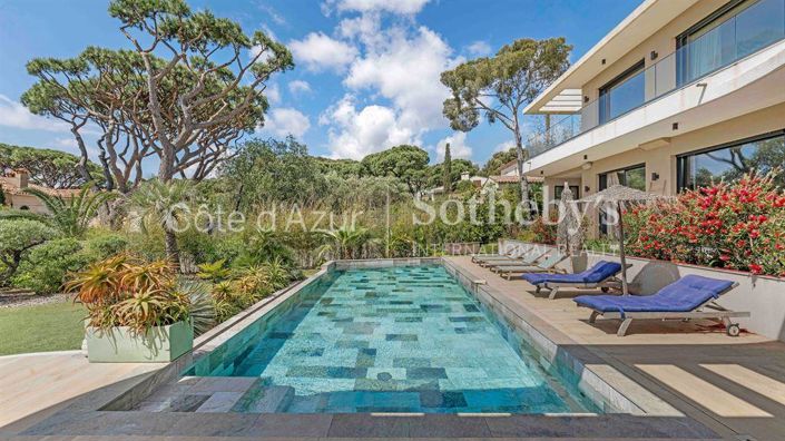 Image No.3-6 Bed Property for sale