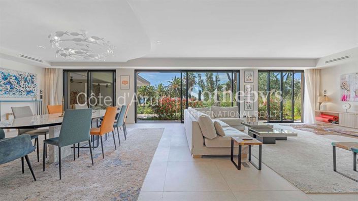 Image No.7-6 Bed Property for sale