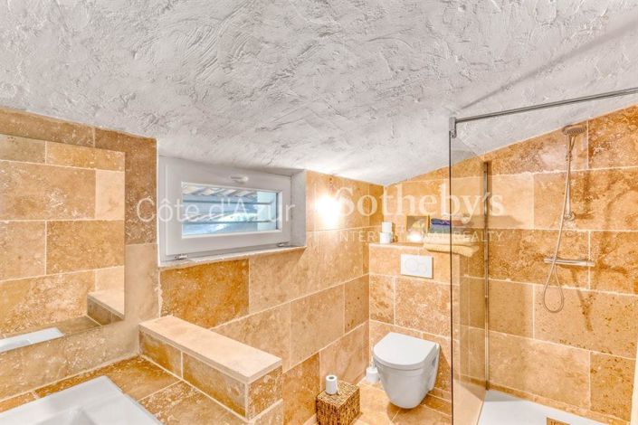 Image No.19-5 Bed House for sale