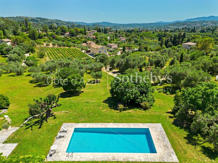 Image No.6-5 Bed House for sale