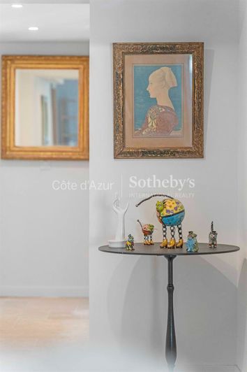 Image No.9-6 Bed Property for sale