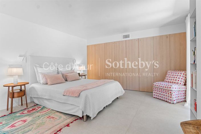 Image No.16-3 Bed House for sale