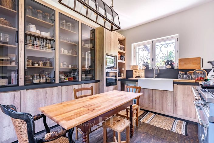 Image No.9-3 Bed House for sale