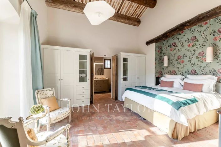 Image No.13-7 Bed House for sale