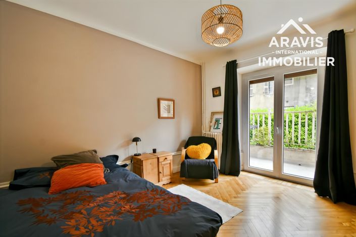 Image No.11-3 Bed Apartment for sale