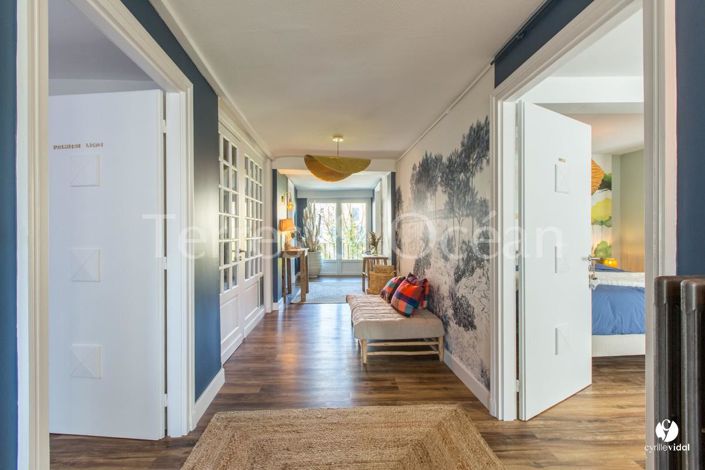 Image No.7-8 Bed House for sale