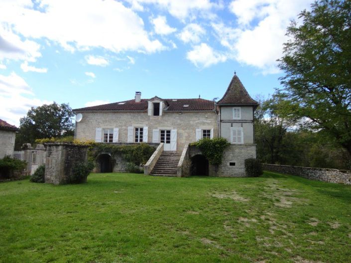 Image No.1-7 Bed House for sale