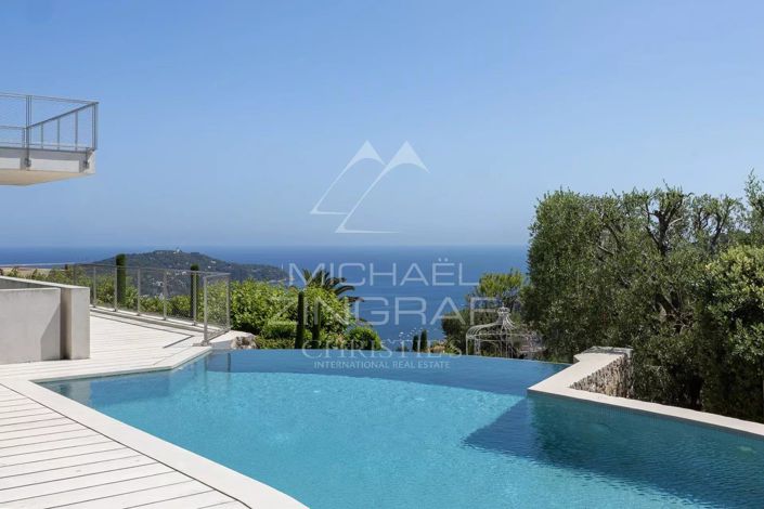 Image No.1-6 Bed House for sale