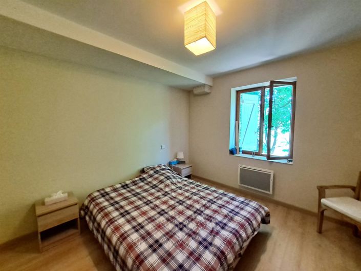 Image No.14-3 Bed House for sale