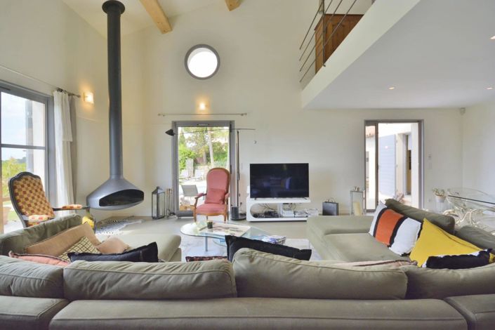 Image No.17-4 Bed House for sale