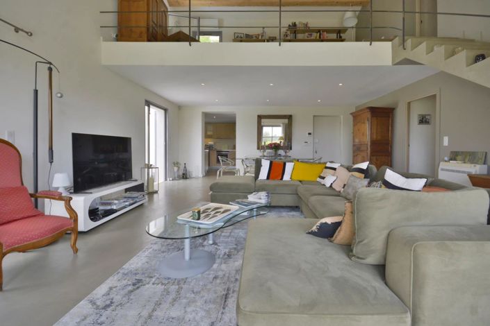 Image No.18-4 Bed House for sale