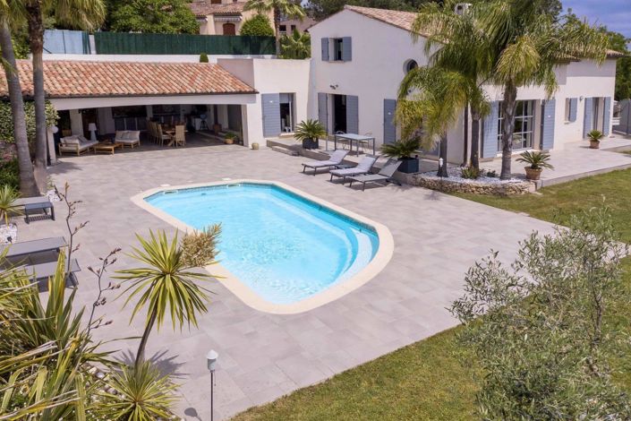 Image No.2-4 Bed House for sale