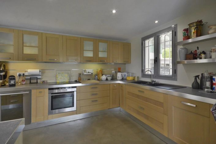 Image No.21-4 Bed House for sale