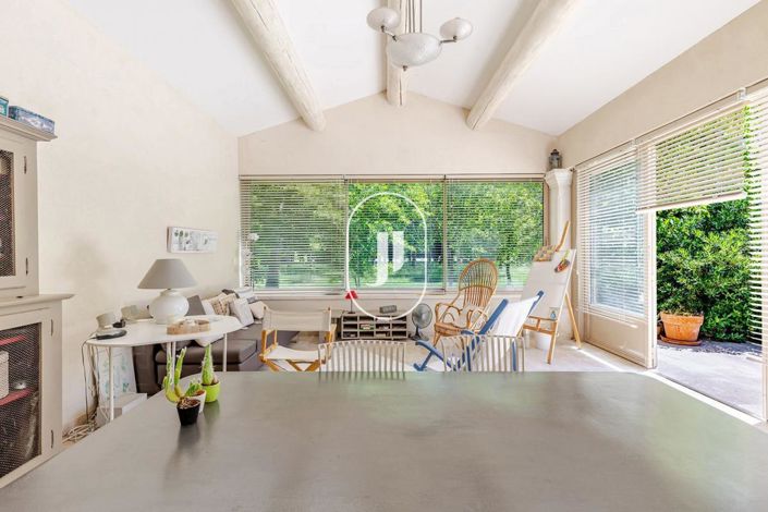 Image No.11-3 Bed House for sale