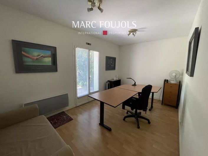 Image No.11-6 Bed House for sale