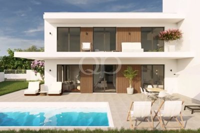 1 - Loule, House