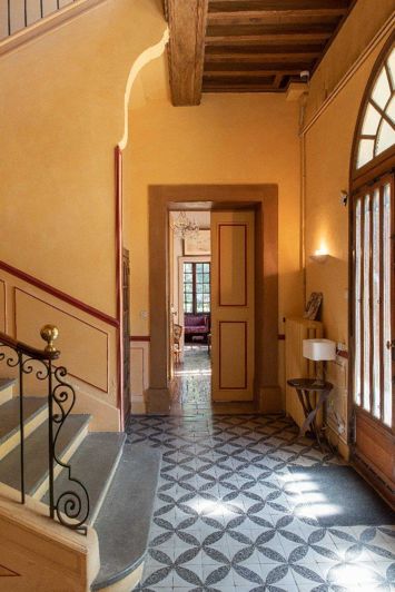 Image No.5-5 Bed House for sale