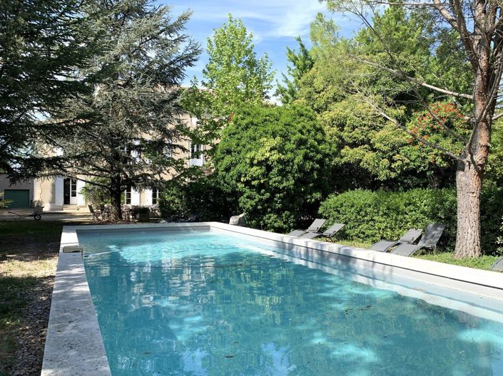 Image No.4-12 Bed House for sale