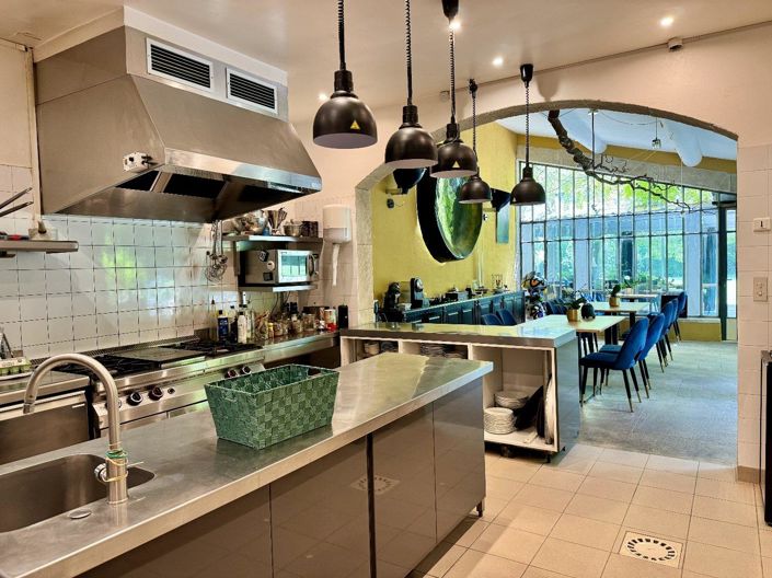 Image No.3-17 Bed House for sale