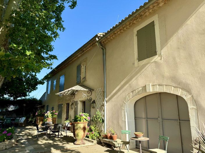 Image No.1-6 Bed House for sale