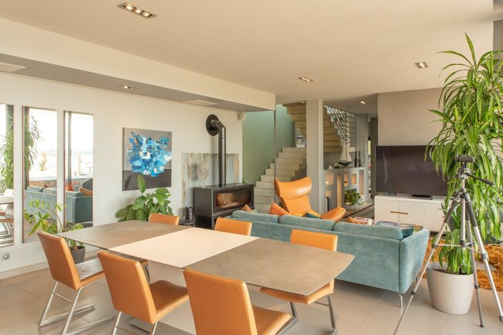 Image No.6-4 Bed House for sale