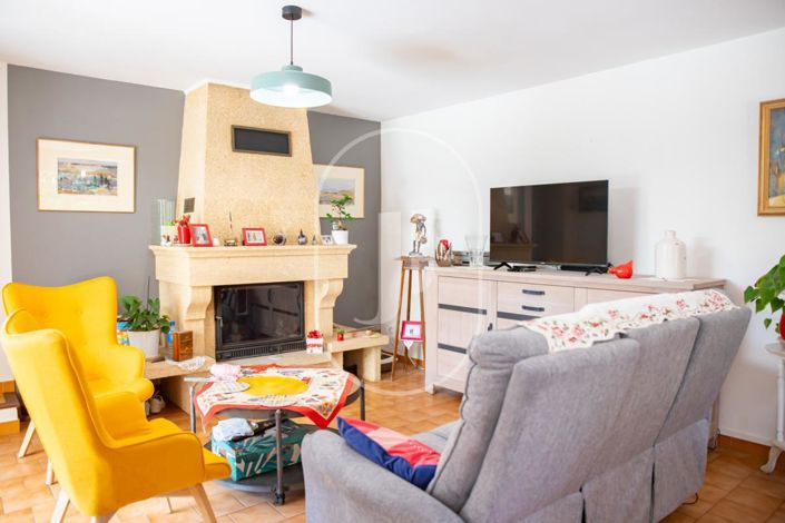 Image No.3-3 Bed House for sale