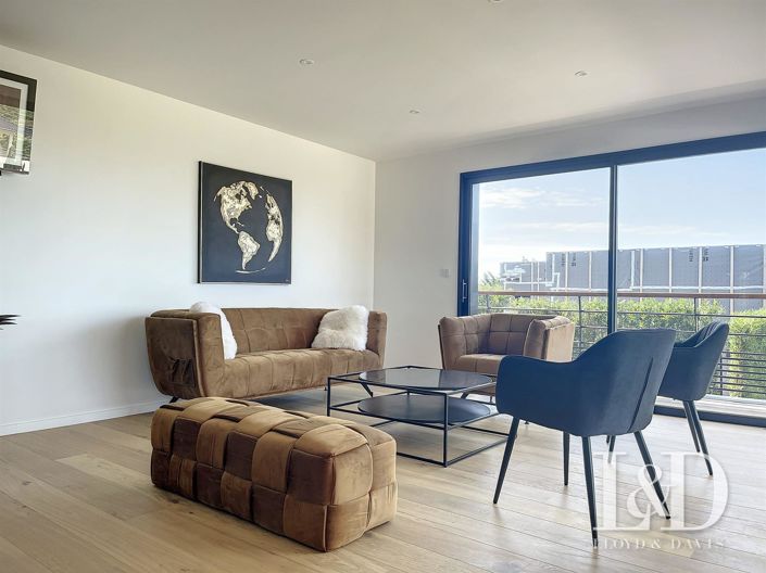 Image No.14-4 Bed House for sale