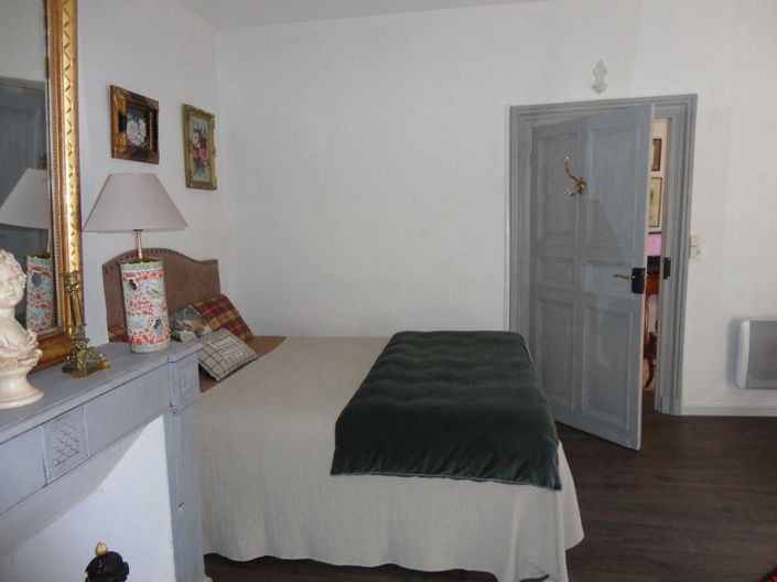 Image No.10-2 Bed House for sale