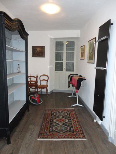 Image No.18-2 Bed House for sale