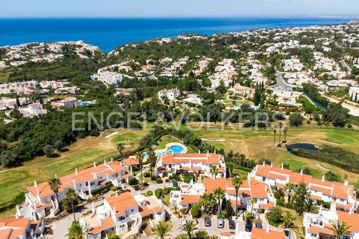 Image No.1-4 Bed House for sale