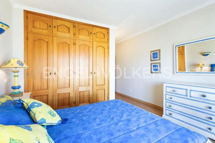 Image No.17-4 Bed House for sale