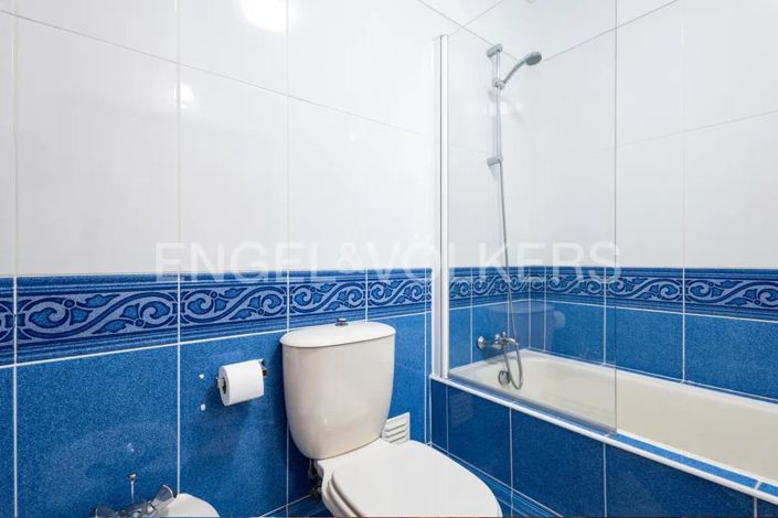 Image No.19-4 Bed House for sale