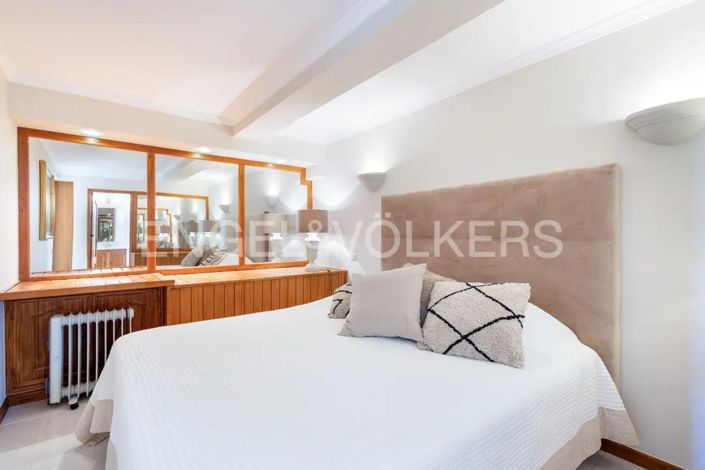 Image No.22-4 Bed House for sale