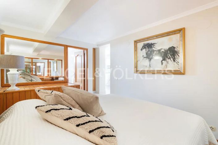 Image No.23-4 Bed House for sale