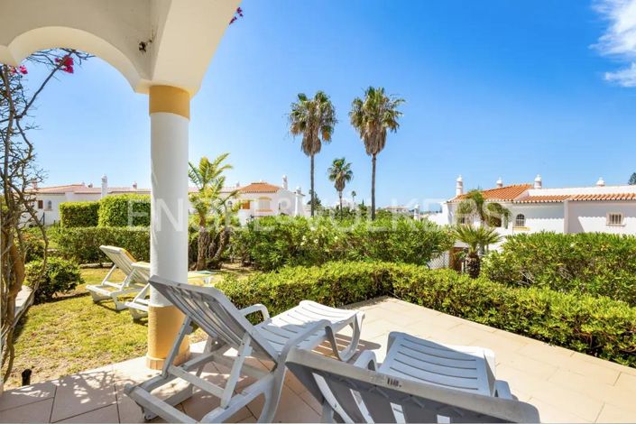 Image No.26-4 Bed House for sale