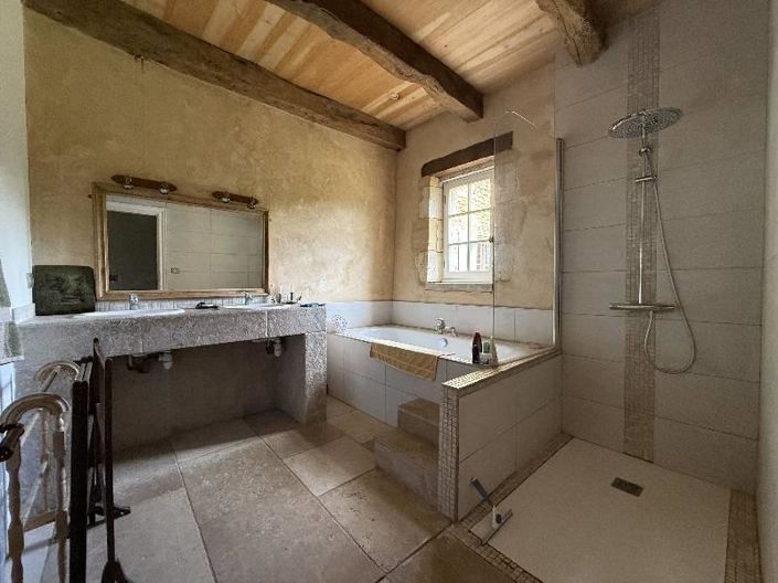 Image No.6-4 Bed House for sale